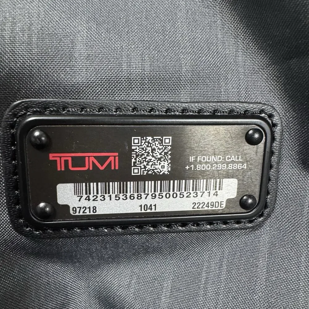 Tumi Alpha Corporate Collection Travel Duffle Duffel Bag Nylon 22249DE
